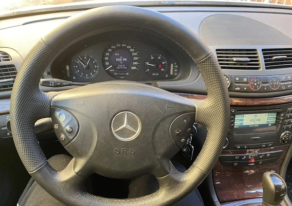 Mercedes-Benz Klasa E cena 15500 przebieg: 416100, rok produkcji 2004 z Rumia małe 466